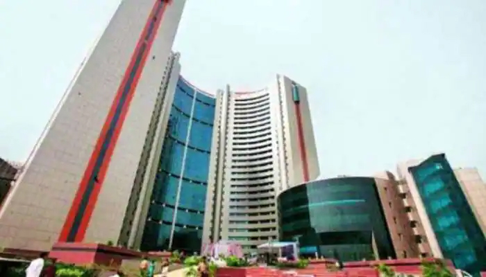 North Delhi Muncipal Corporation Medical College, Delhi
